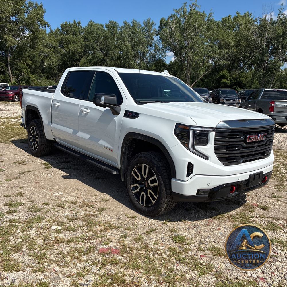 2023 GMC Sierra 1500 AT4