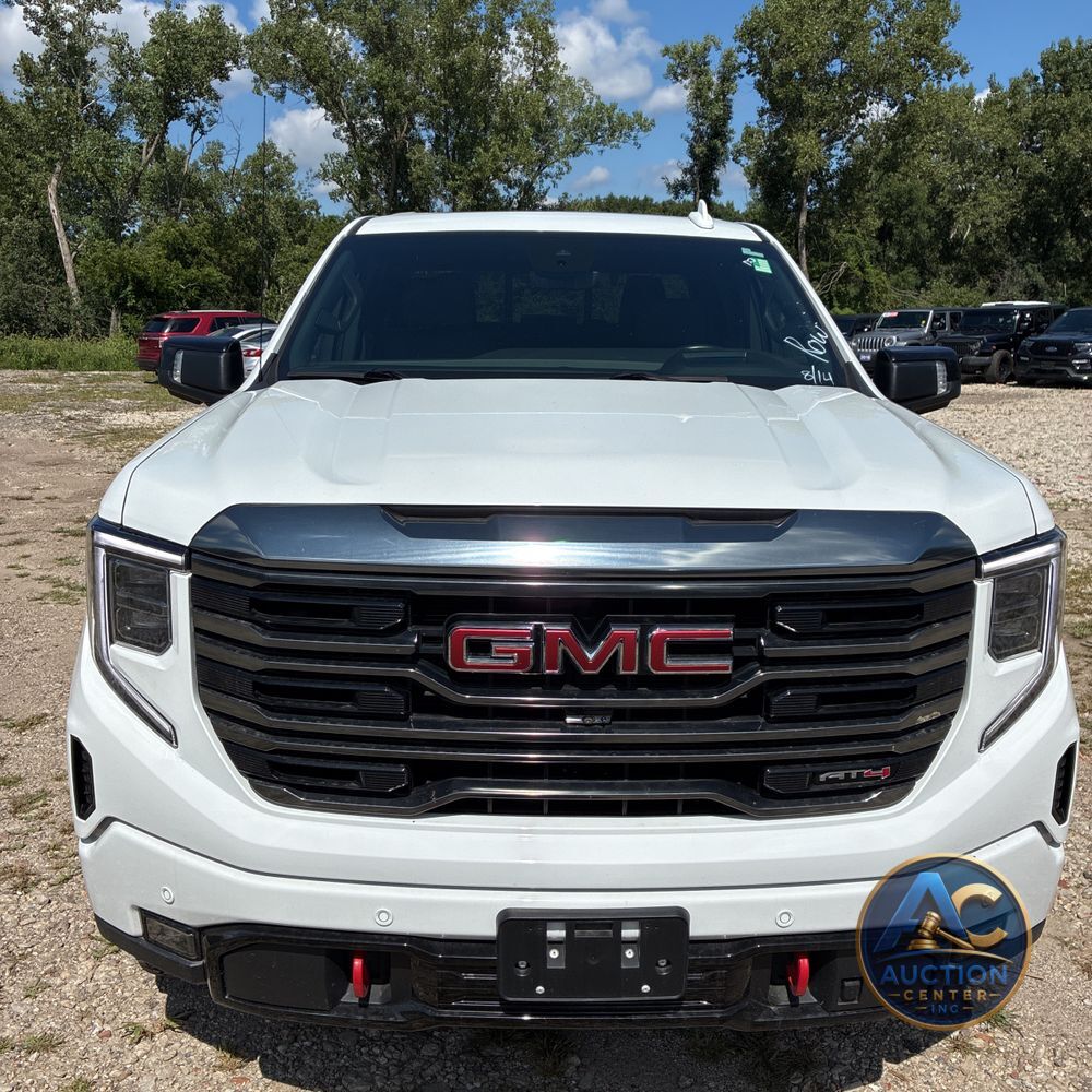 2023 GMC Sierra 1500 AT4