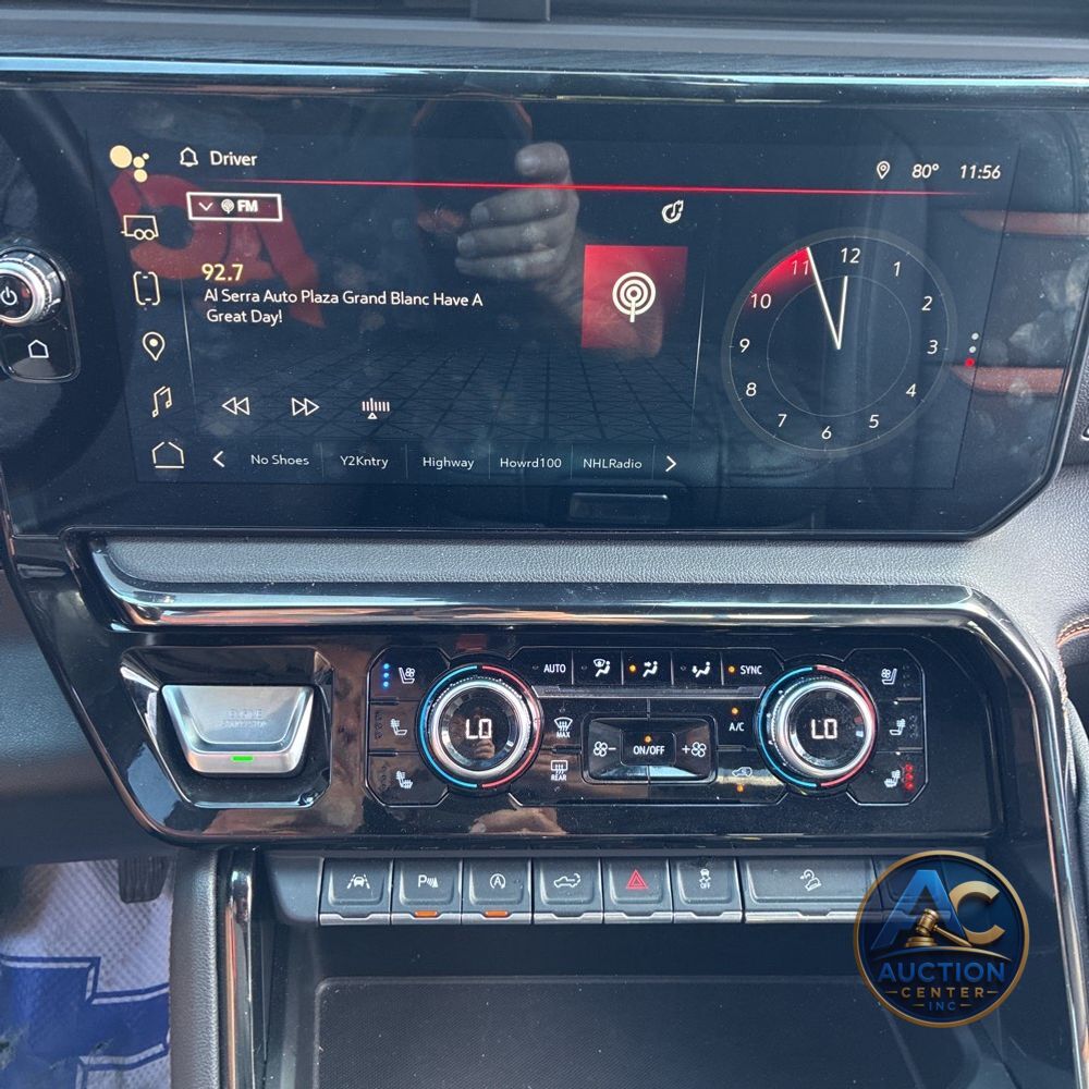 2023 GMC Sierra 1500 AT4