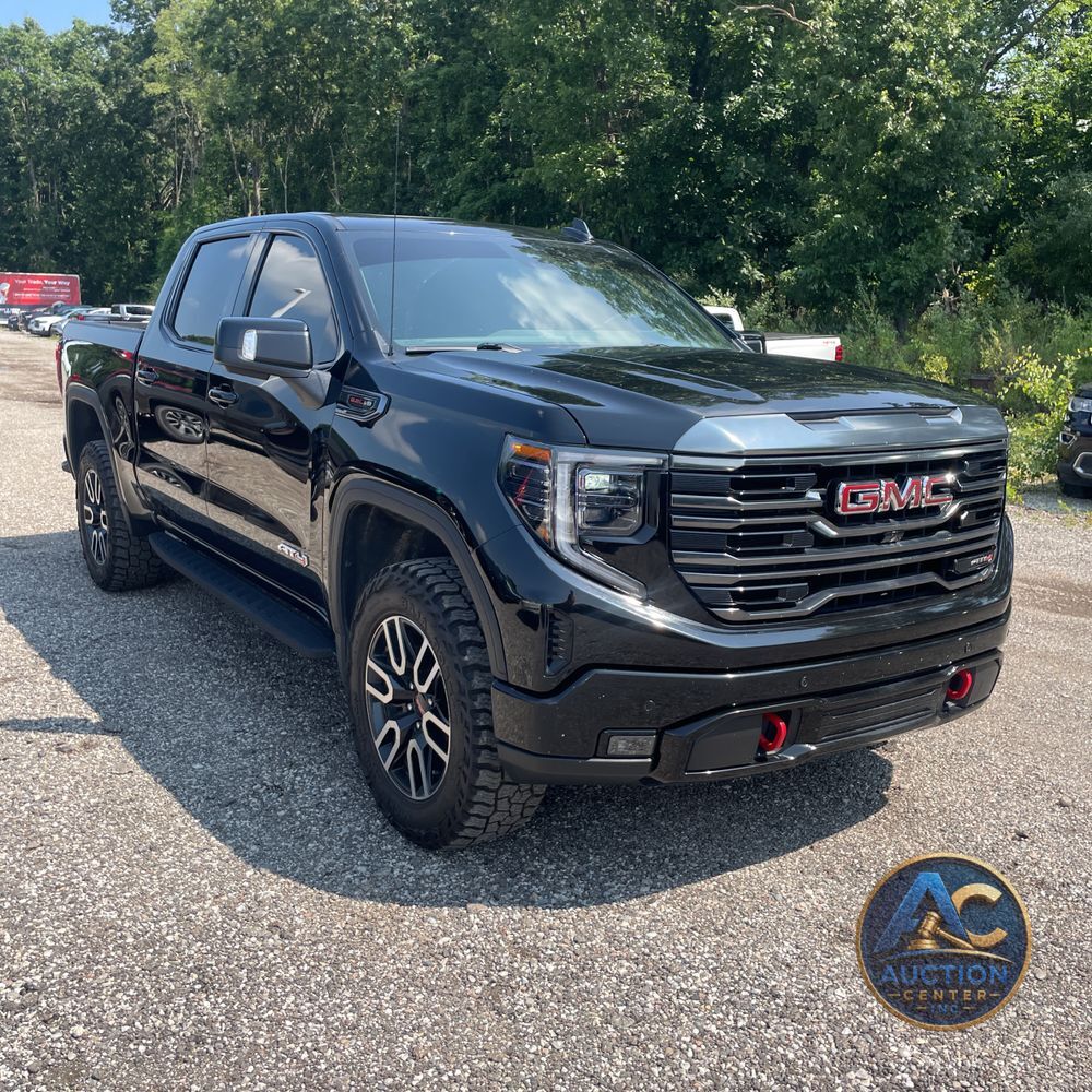 2023 GMC Sierra 1500 AT4