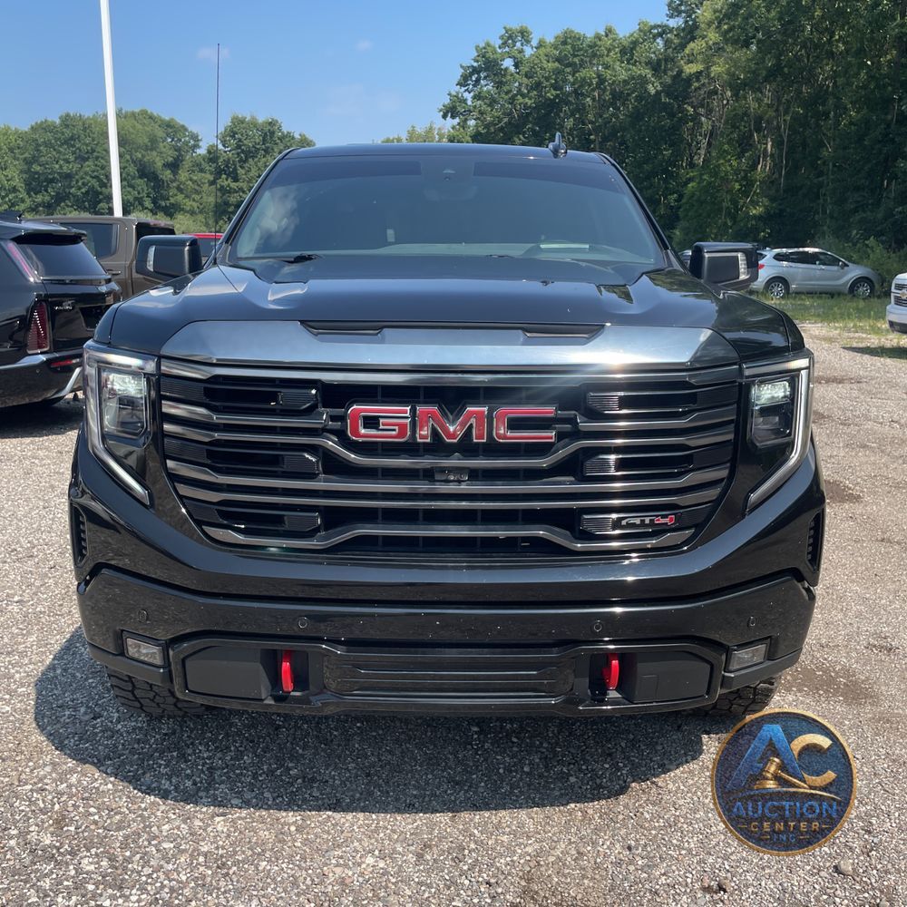 2023 GMC Sierra 1500 AT4