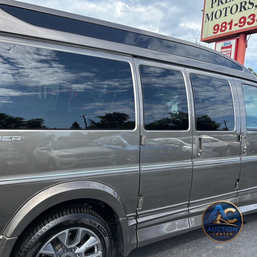 2023 GMC Savana 2500