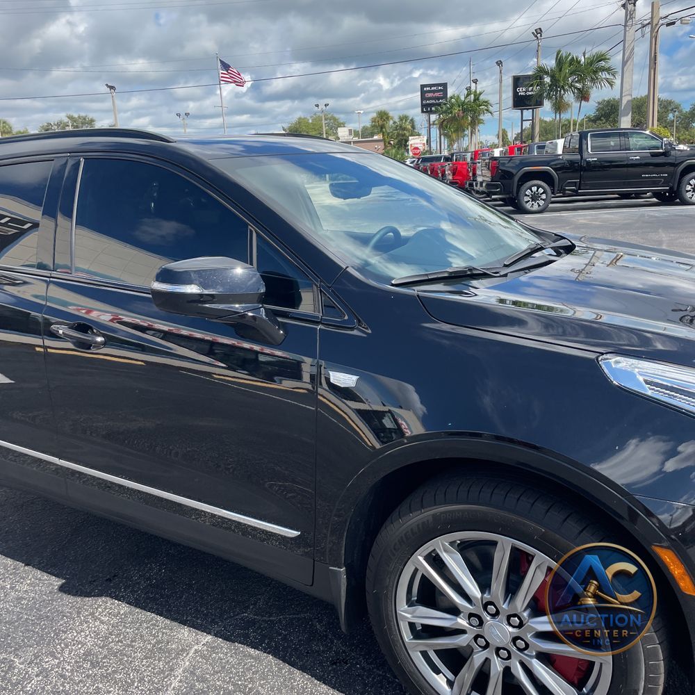2025 Cadillac XT5 Sport