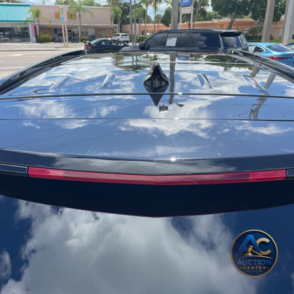 2025 Cadillac XT5 Sport