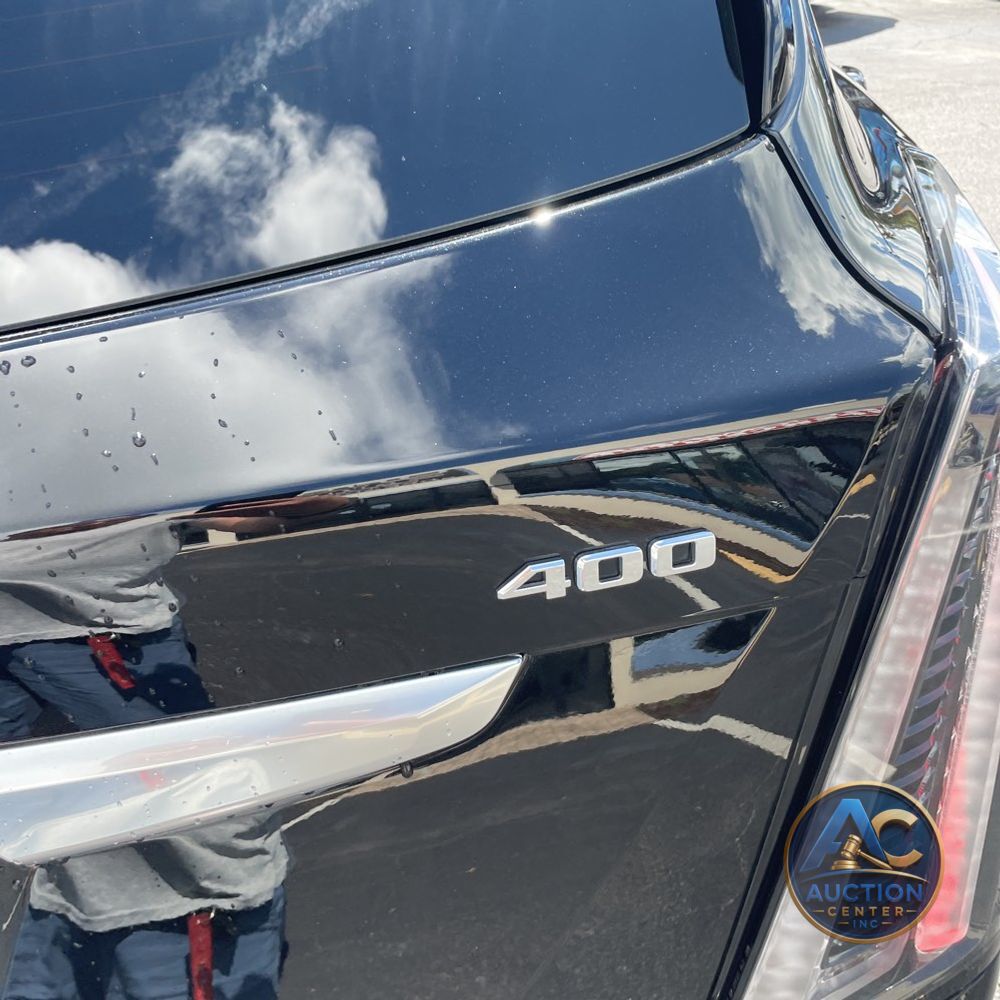 2025 Cadillac XT5 Sport