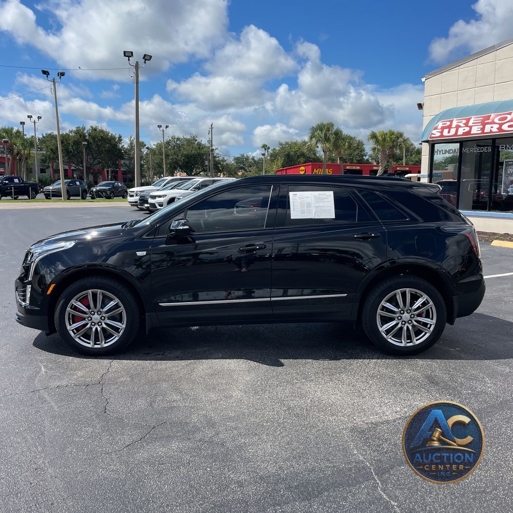 2025 Cadillac XT5 Sport