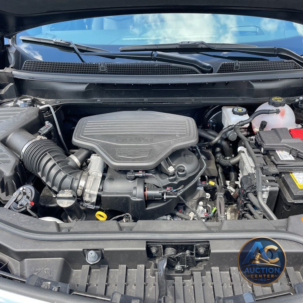 2025 Cadillac XT5 Sport