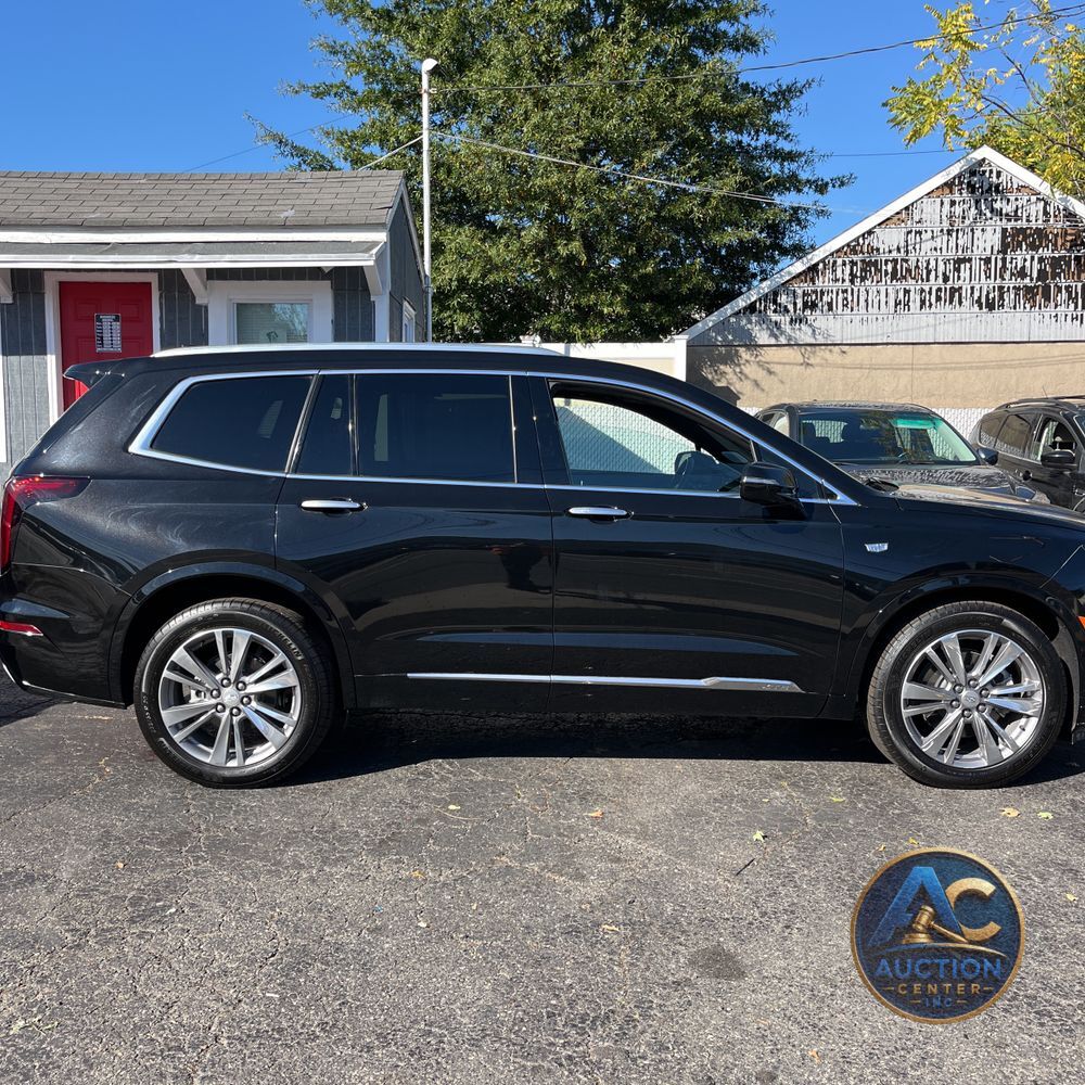 2025 Cadillac XT6 Premium Luxury