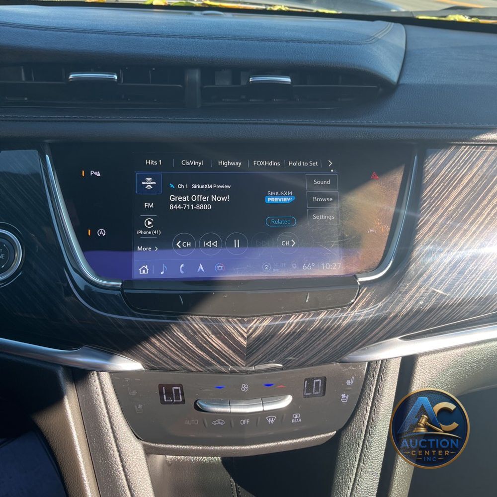 2025 Cadillac XT6 Premium Luxury