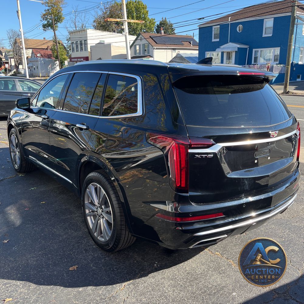 2025 Cadillac XT6 Premium Luxury