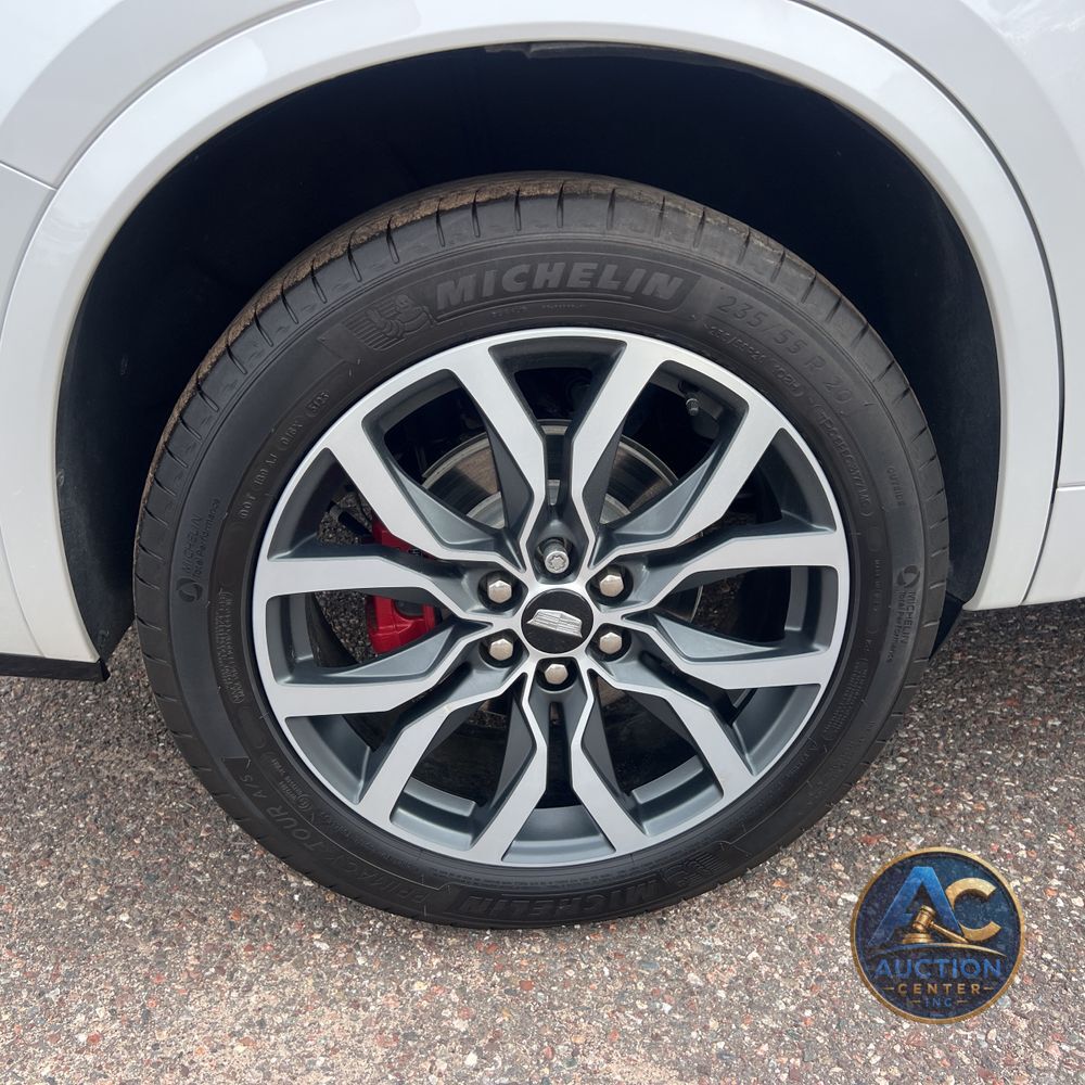 2024 Cadillac XT6 Sport