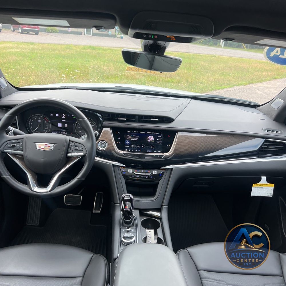 2024 Cadillac XT6 Sport