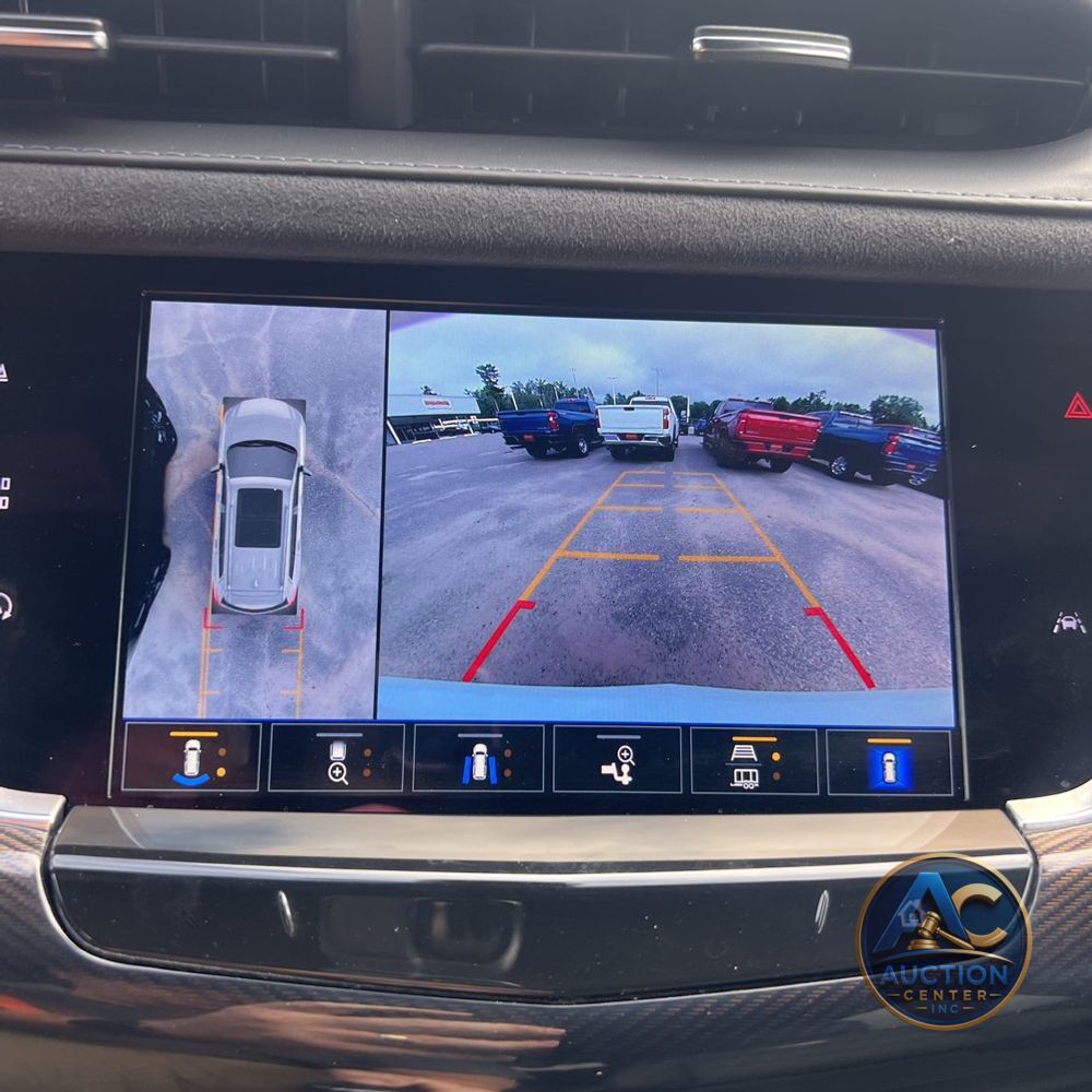 2024 Cadillac XT6 Sport