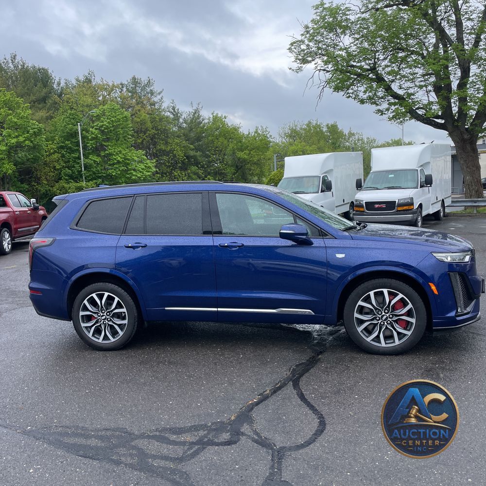 2025 Cadillac XT6 Sport