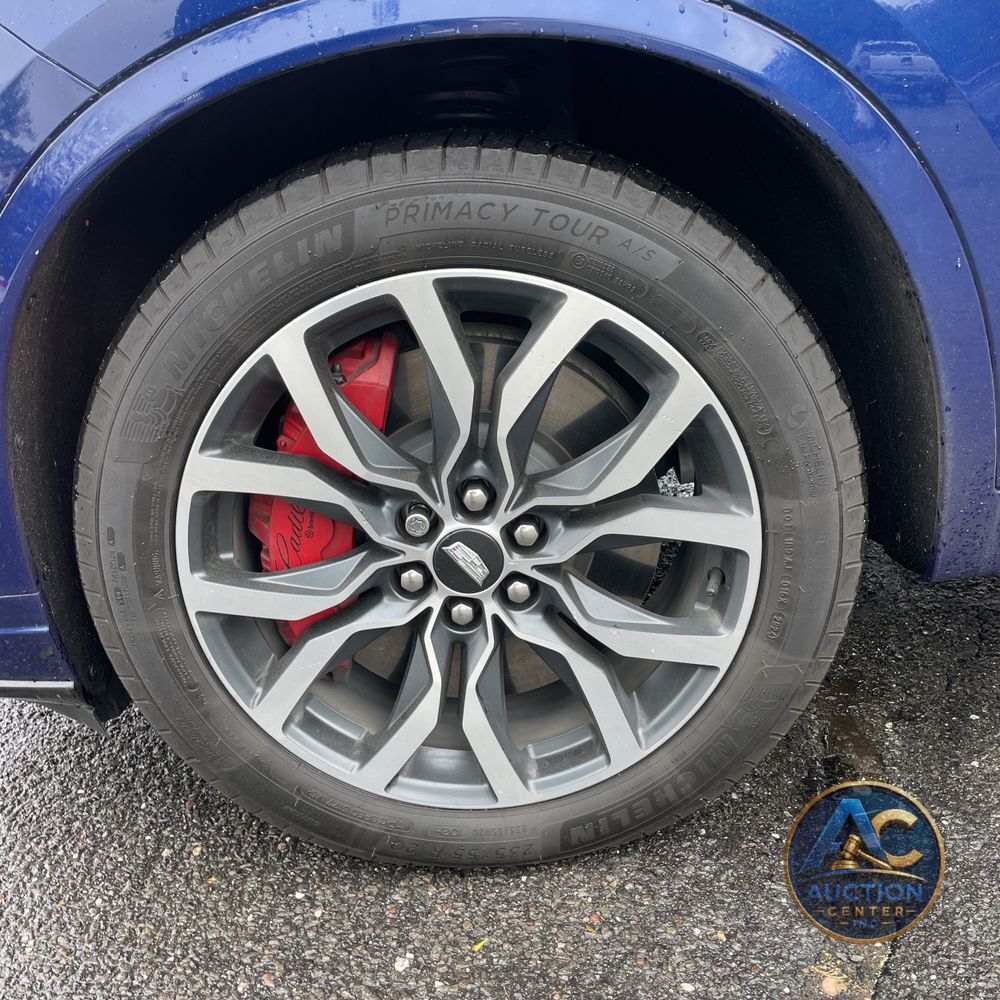 2025 Cadillac XT6 Sport