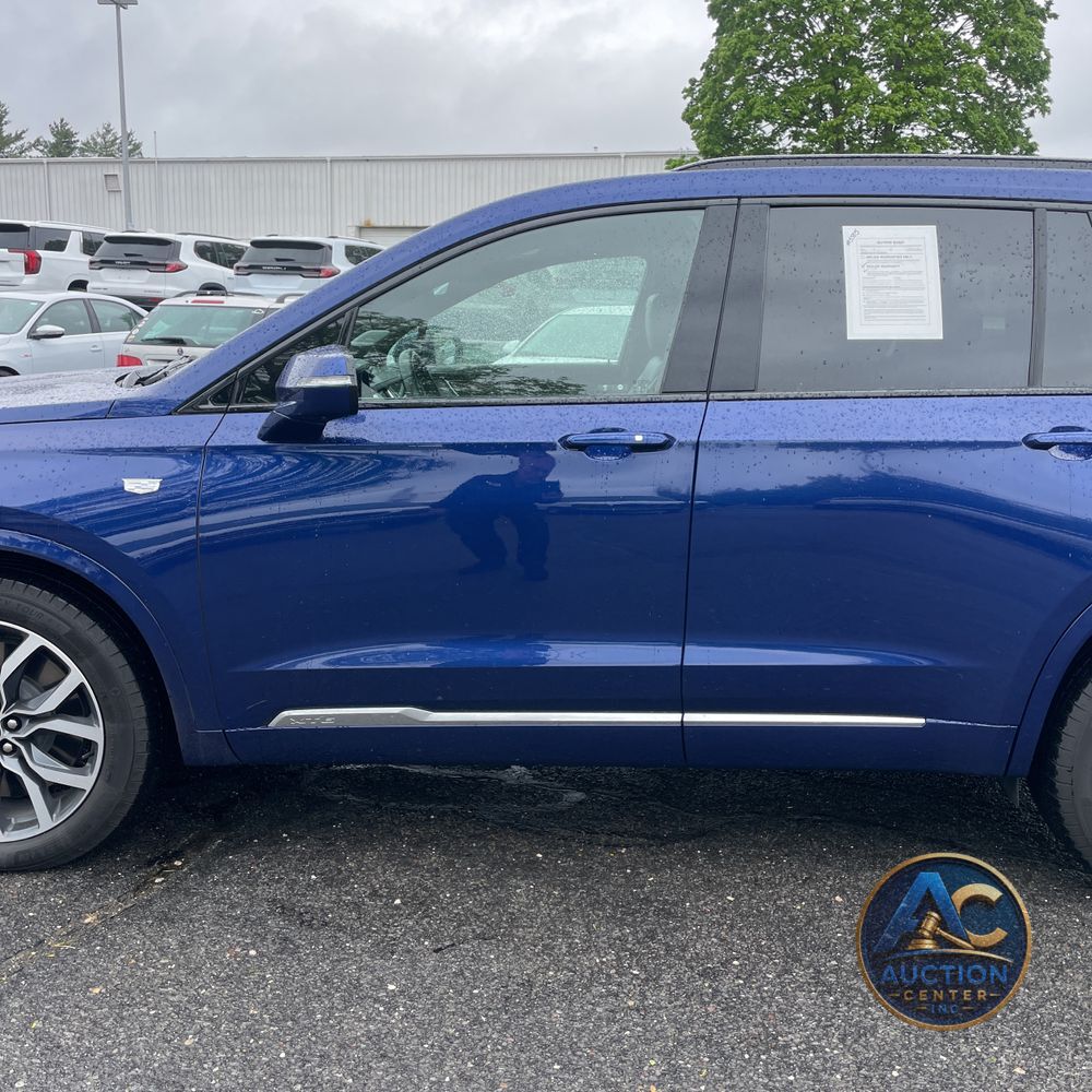 2025 Cadillac XT6 Sport