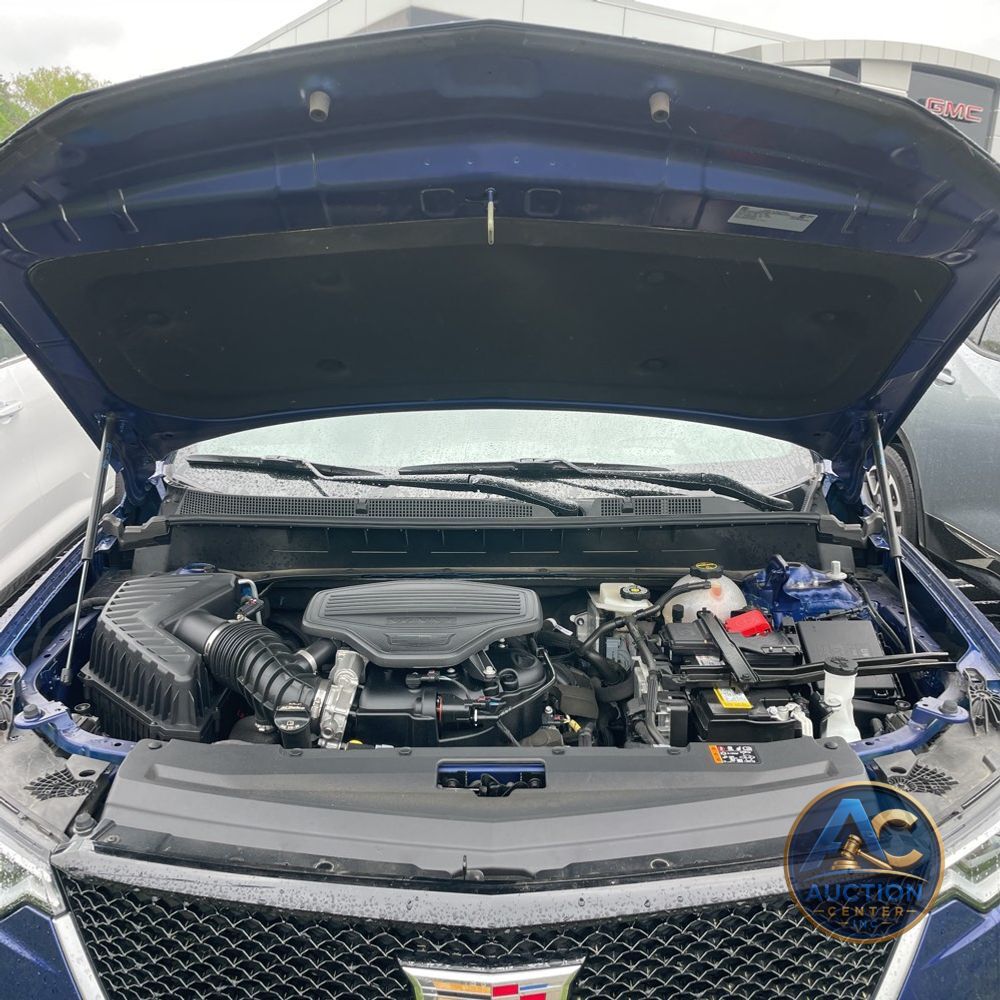 2025 Cadillac XT6 Sport