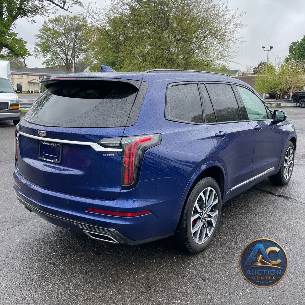 2025 Cadillac XT6 Sport
