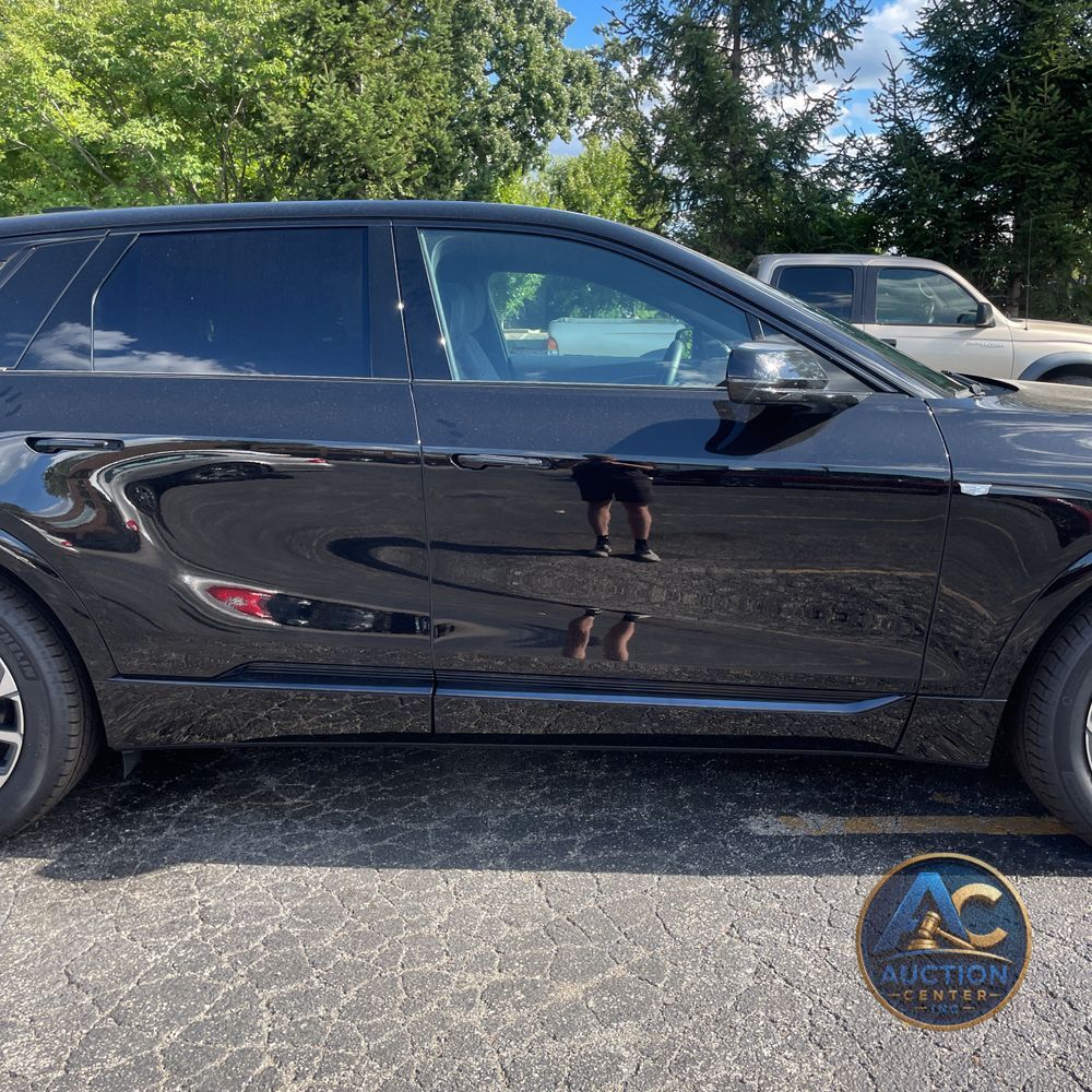2025 Cadillac Lyriq Sport 1
