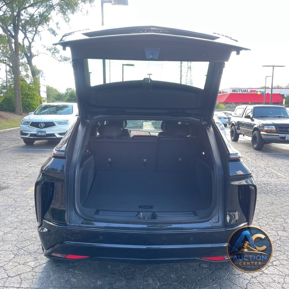 2025 Cadillac Lyriq Sport 1