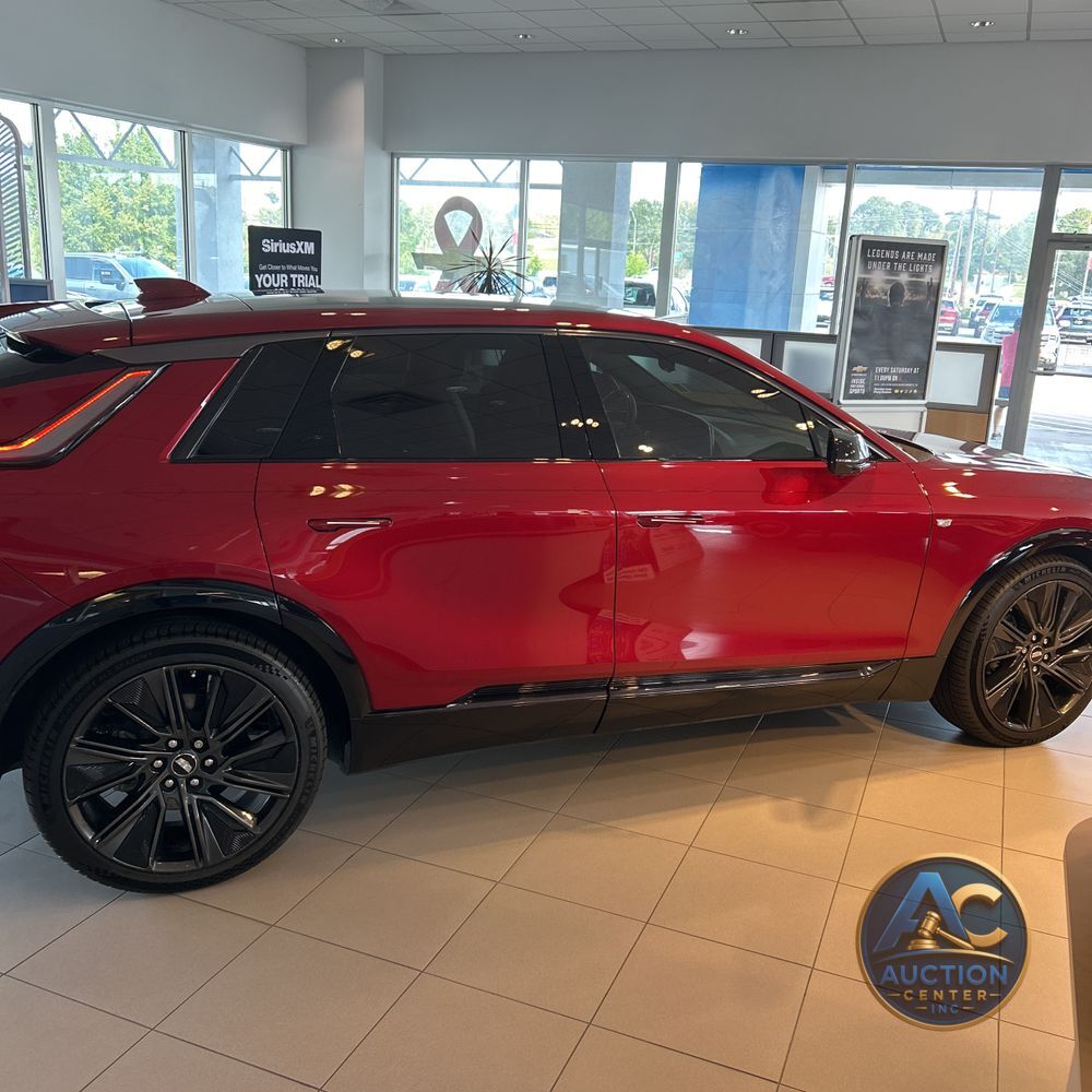 2024 Cadillac LYRIQ Sport 3