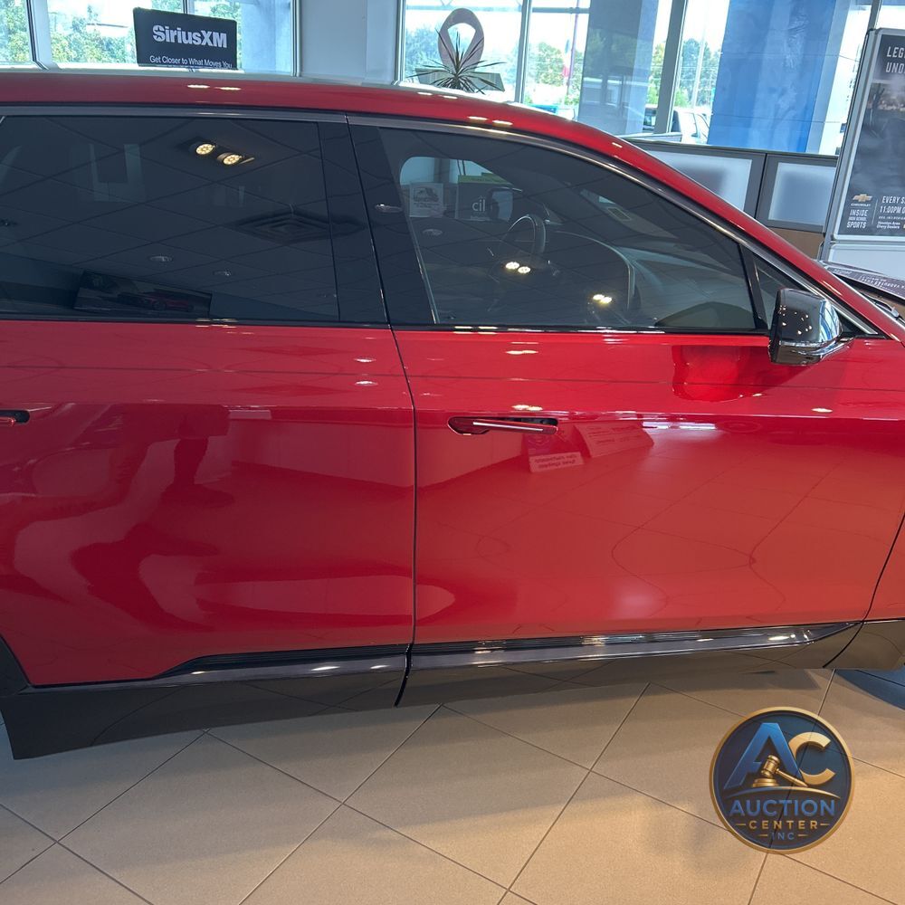 2024 Cadillac LYRIQ Sport 3
