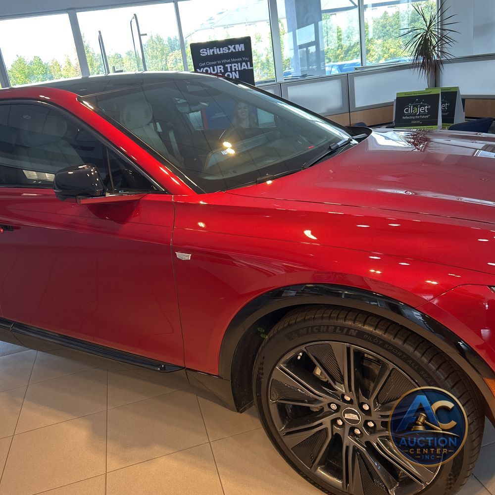 2024 Cadillac LYRIQ Sport 3
