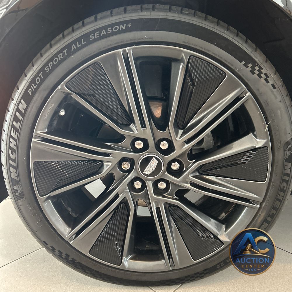 2024 Cadillac LYRIQ Sport 3