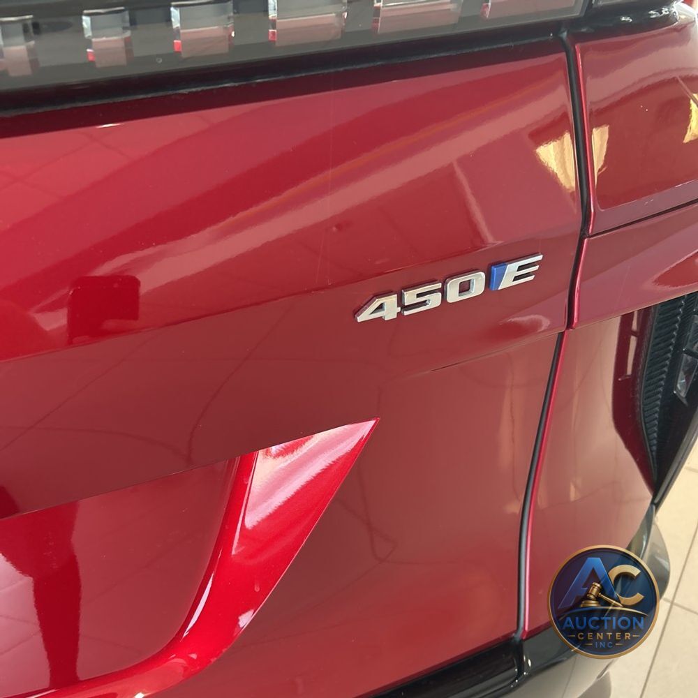 2024 Cadillac LYRIQ Sport 3