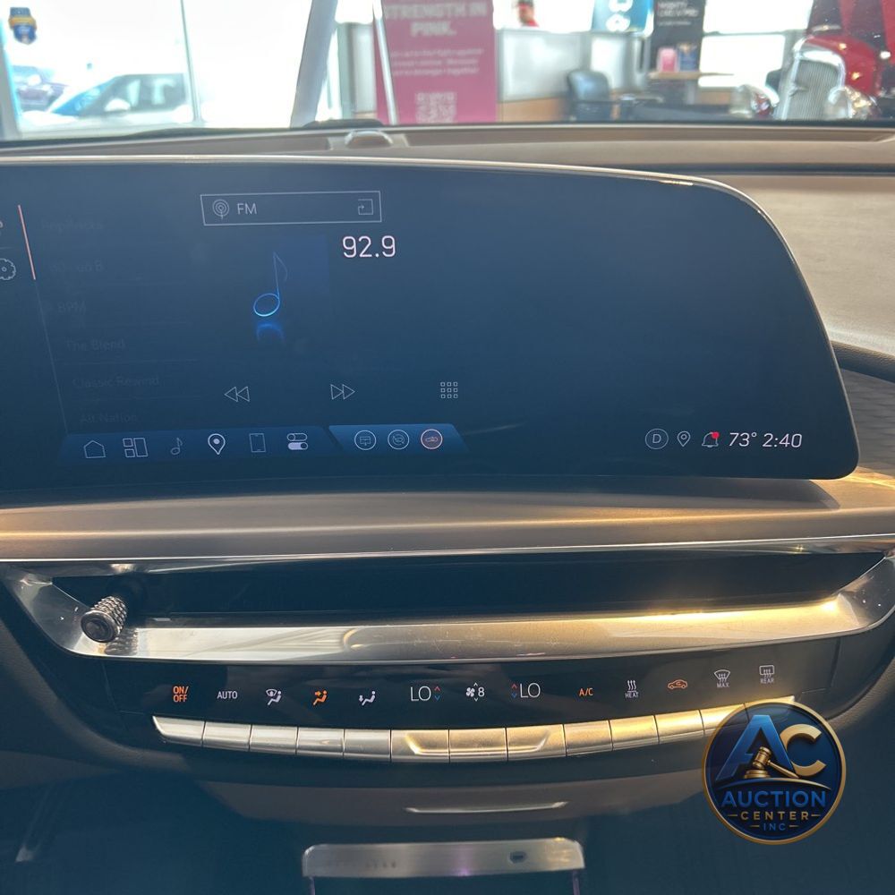 2024 Cadillac LYRIQ Sport 3