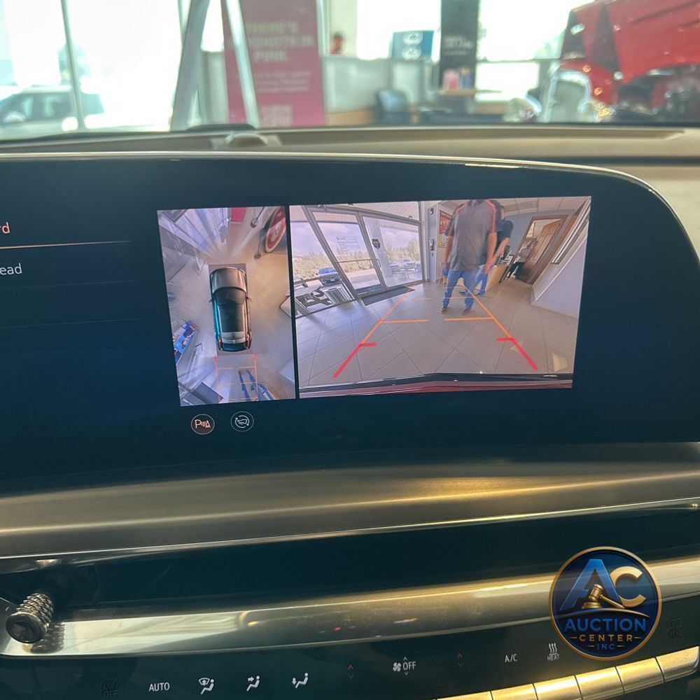 2024 Cadillac LYRIQ Sport 3