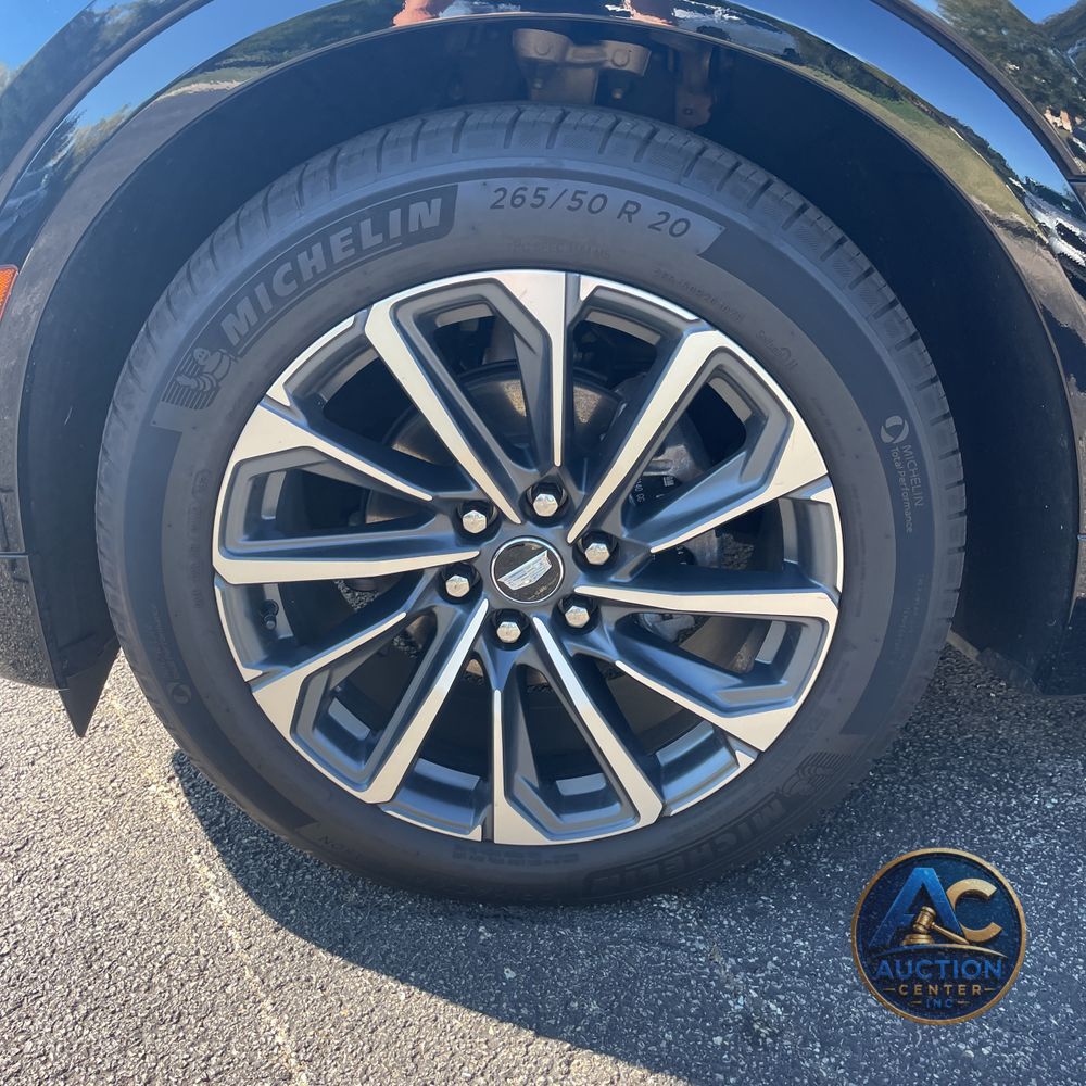 2025 Cadillac LYRIQ Sport 2