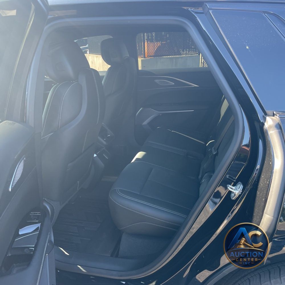 2025 Cadillac LYRIQ Sport 2