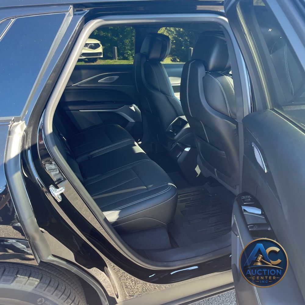 2025 Cadillac LYRIQ Sport 2