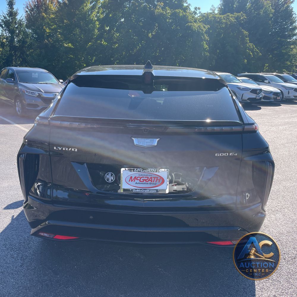 2025 Cadillac LYRIQ Sport 2