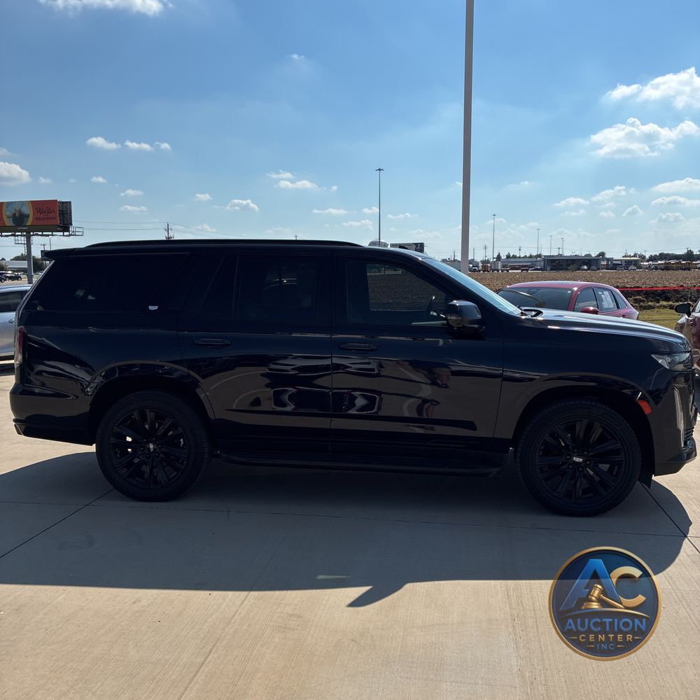 2022 Cadillac Escalade Sport