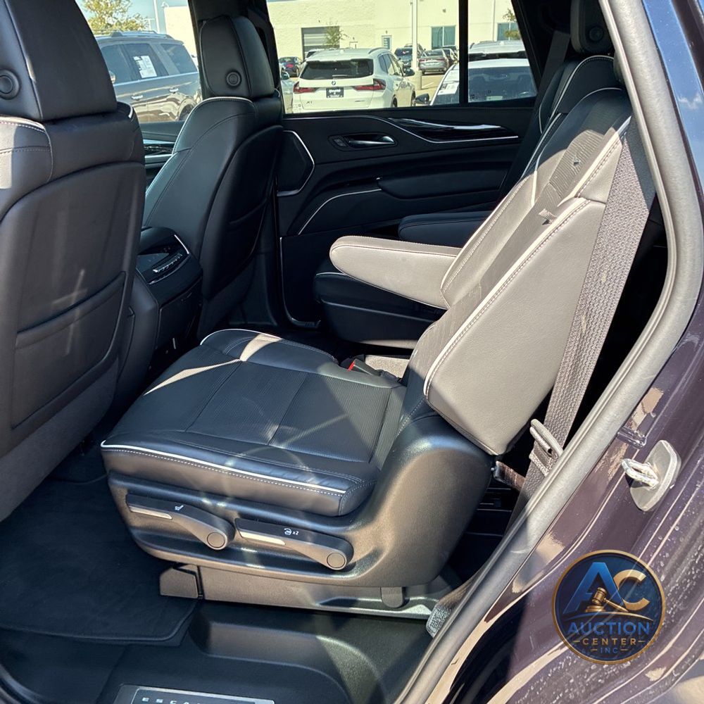 2022 Cadillac Escalade Sport