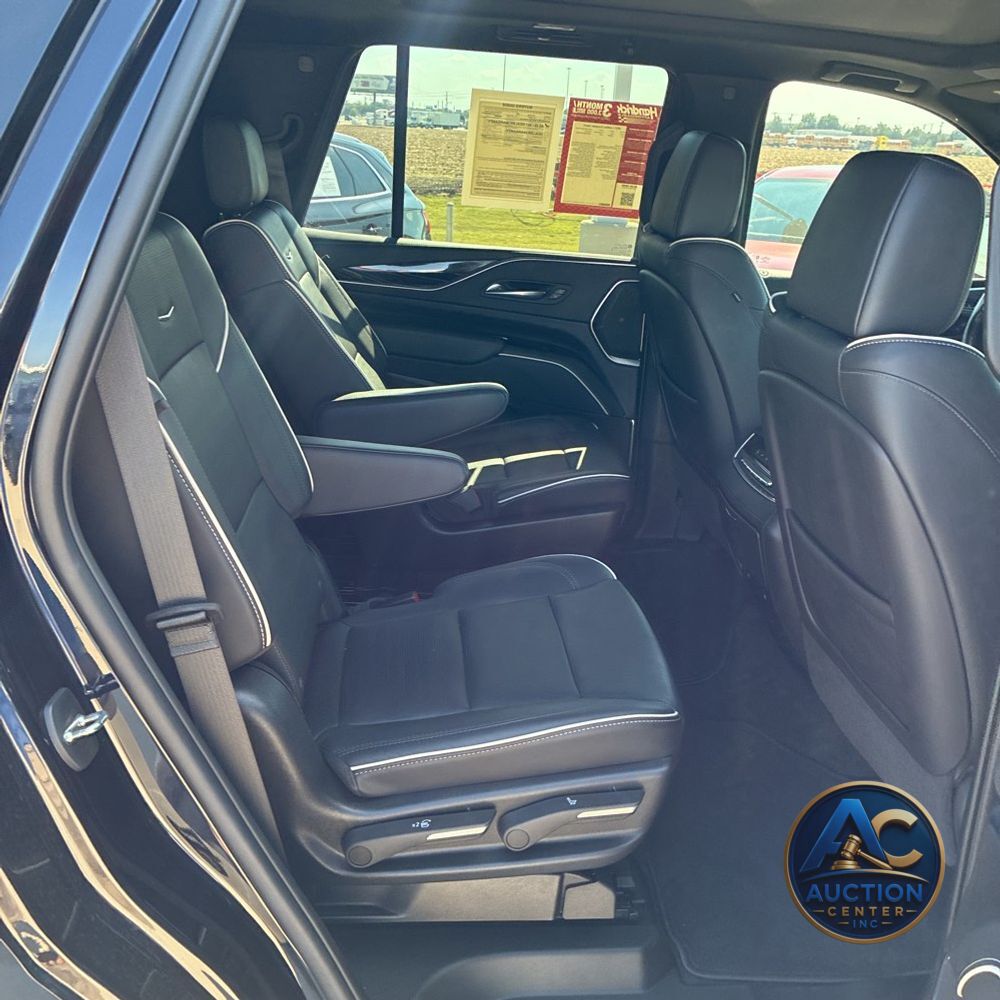 2022 Cadillac Escalade Sport