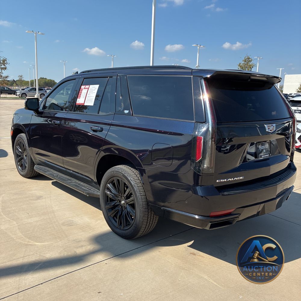 2022 Cadillac Escalade Sport