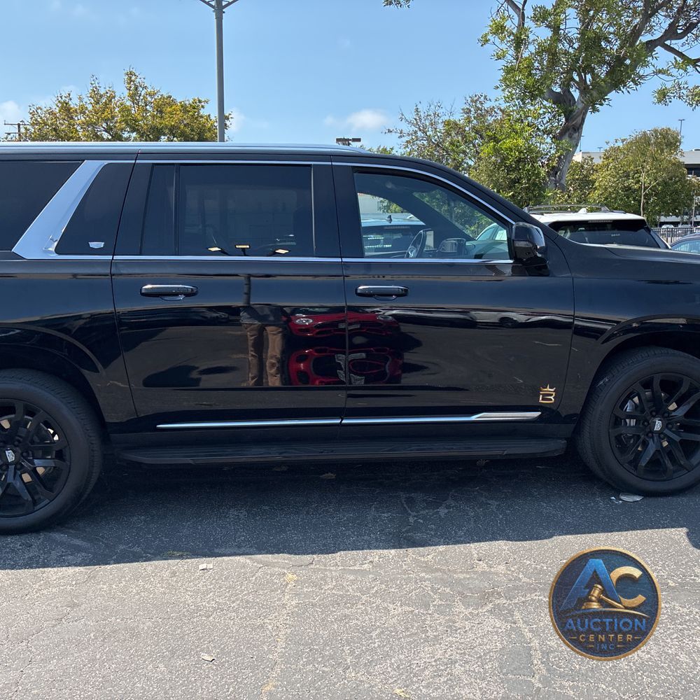 2023 Cadillac Escalade ESV Luxury