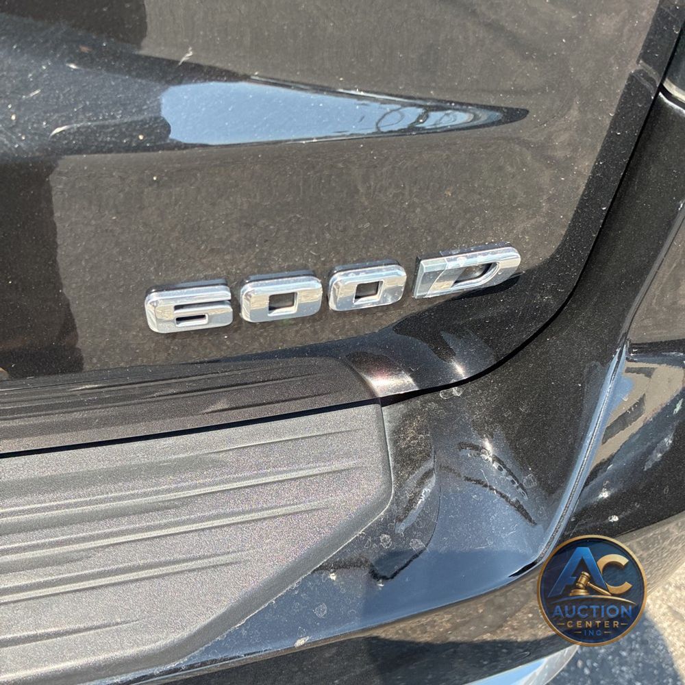 2023 Cadillac Escalade ESV Luxury