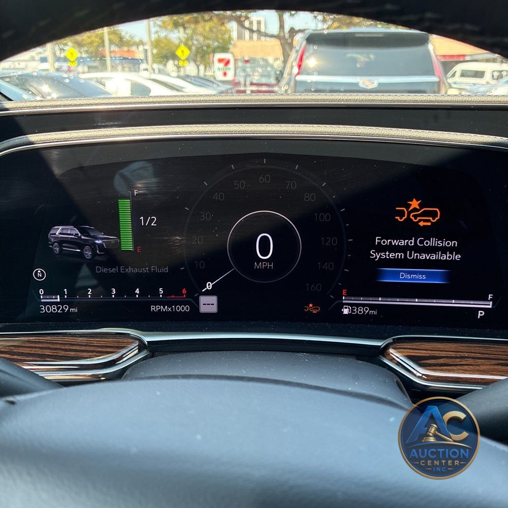 2023 Cadillac Escalade ESV Luxury