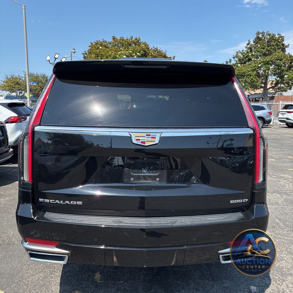 2023 Cadillac Escalade ESV Luxury