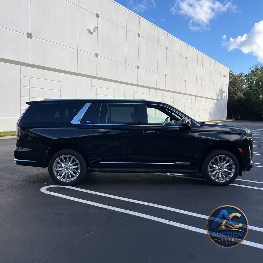2023 Cadillac Escalade ESV Premium Luxury