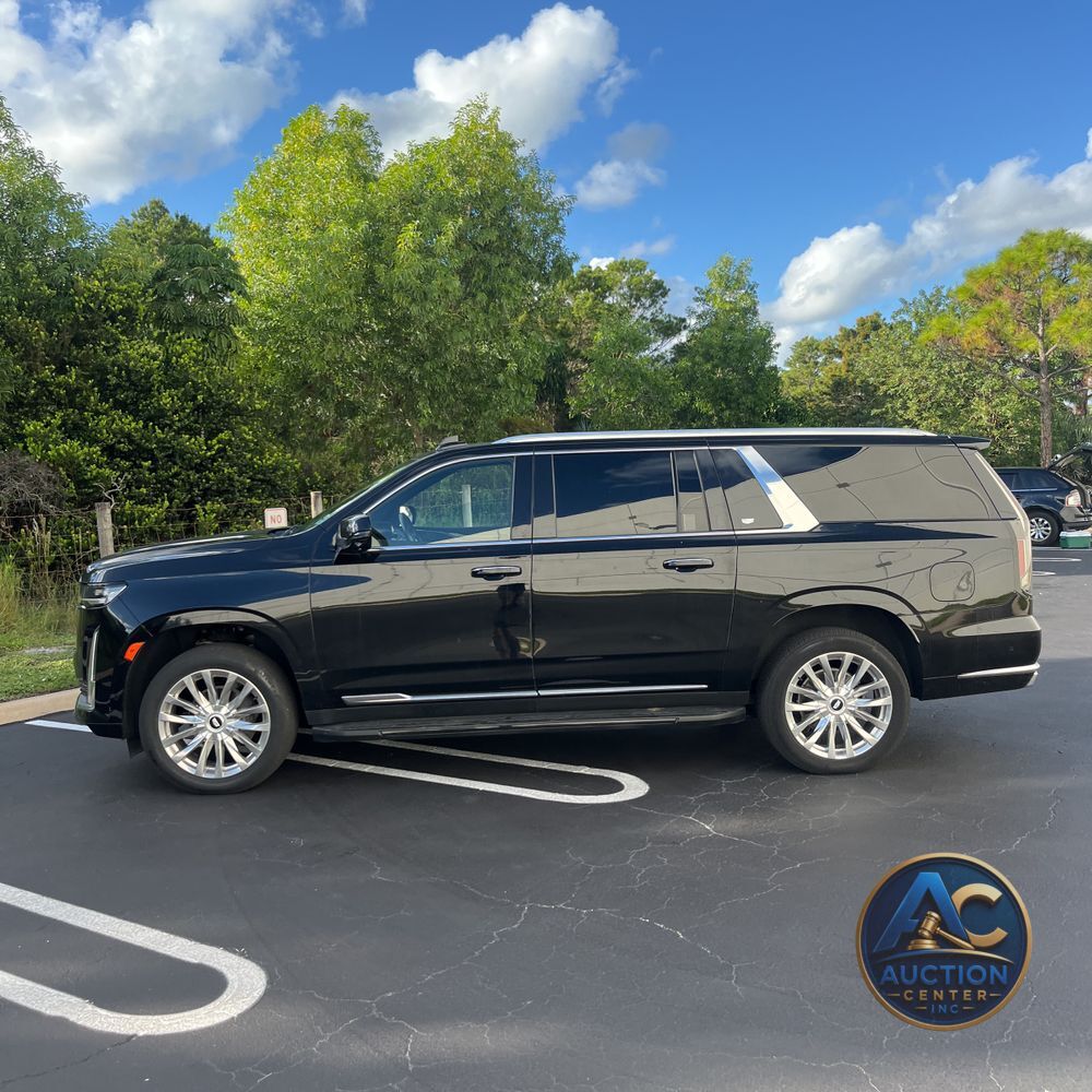 2023 Cadillac Escalade ESV Premium Luxury