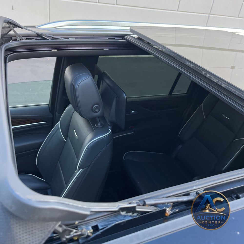 2023 Cadillac Escalade ESV Premium Luxury
