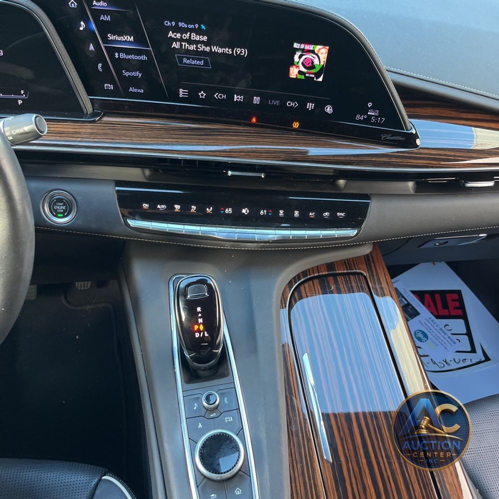 2023 Cadillac Escalade ESV Premium Luxury