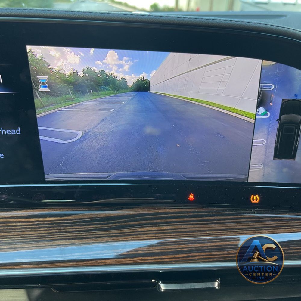 2023 Cadillac Escalade ESV Premium Luxury
