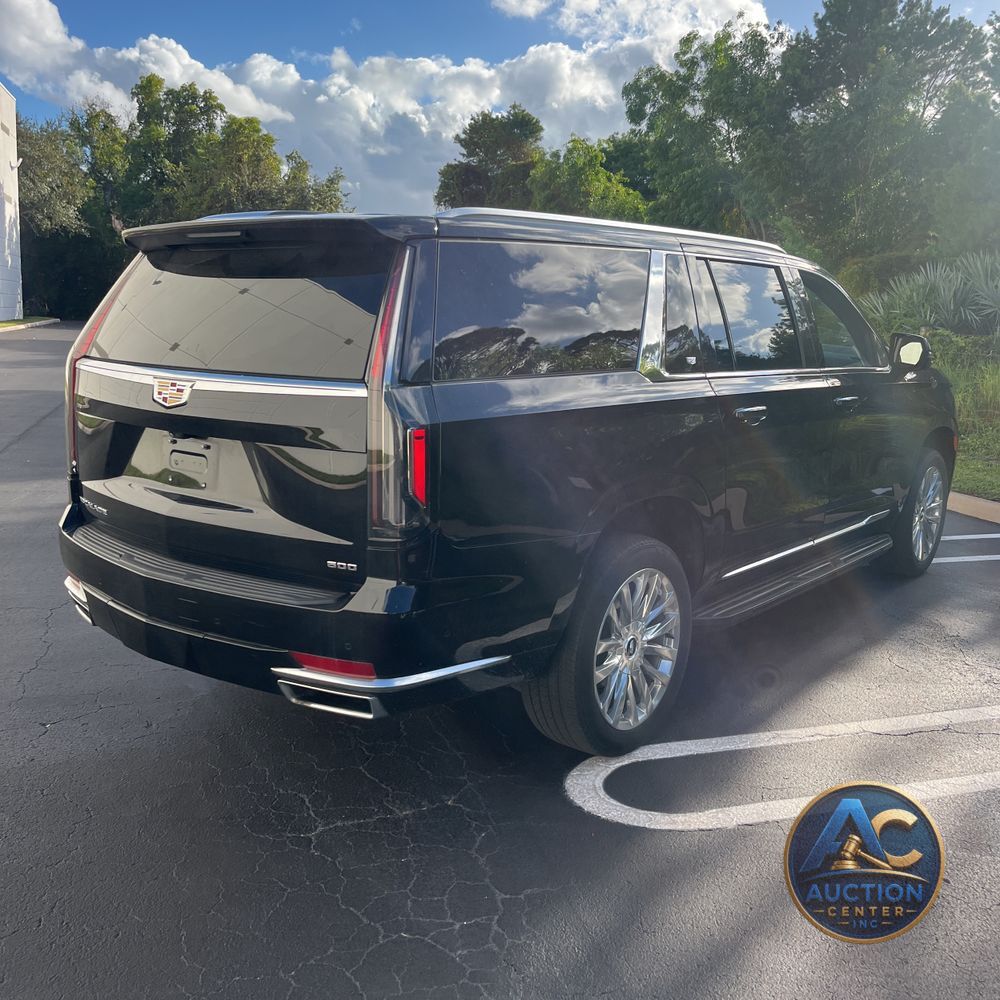 2023 Cadillac Escalade ESV Premium Luxury
