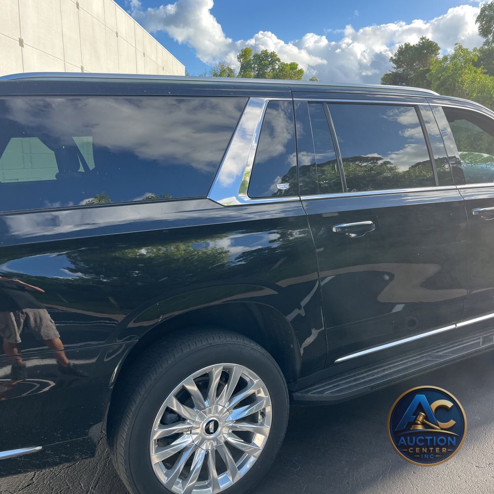 2023 Cadillac Escalade ESV Premium Luxury